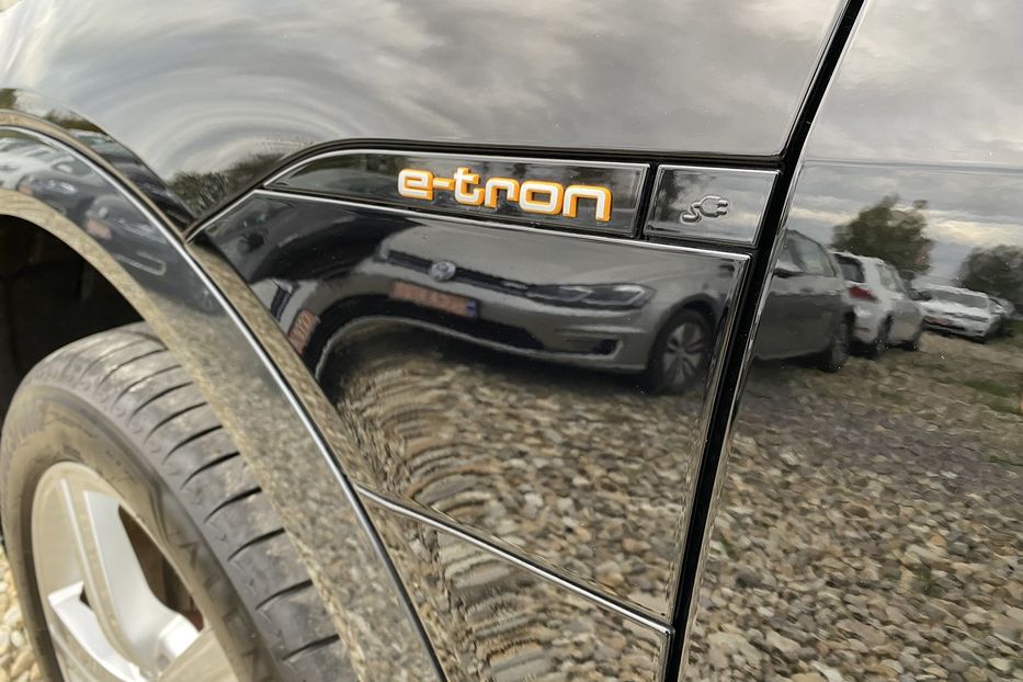 Продам Audi E-Tron 55 95 kWh 408 к.с. 2022 года в Львове