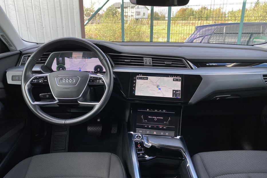 Продам Audi E-Tron 55 95 kWh 408 к.с. 2022 года в Львове