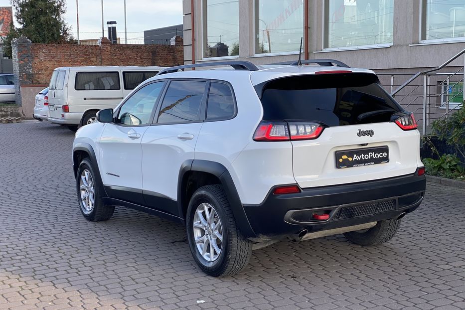 Продам Jeep Cherokee 2019 года в Луцке