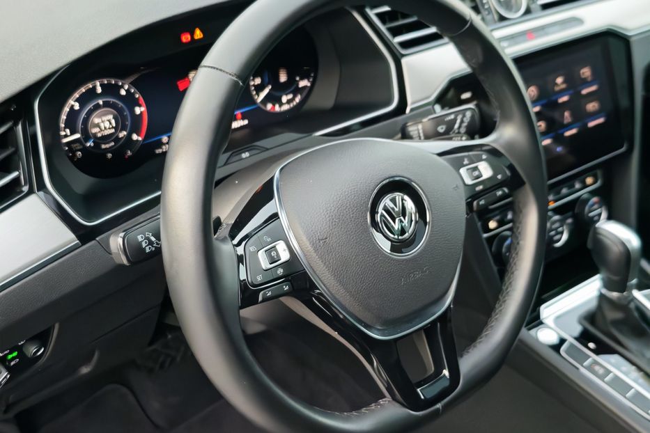 Продам Volkswagen Passat B8 Highline  2018 года в г. Дубно, Ровенская область