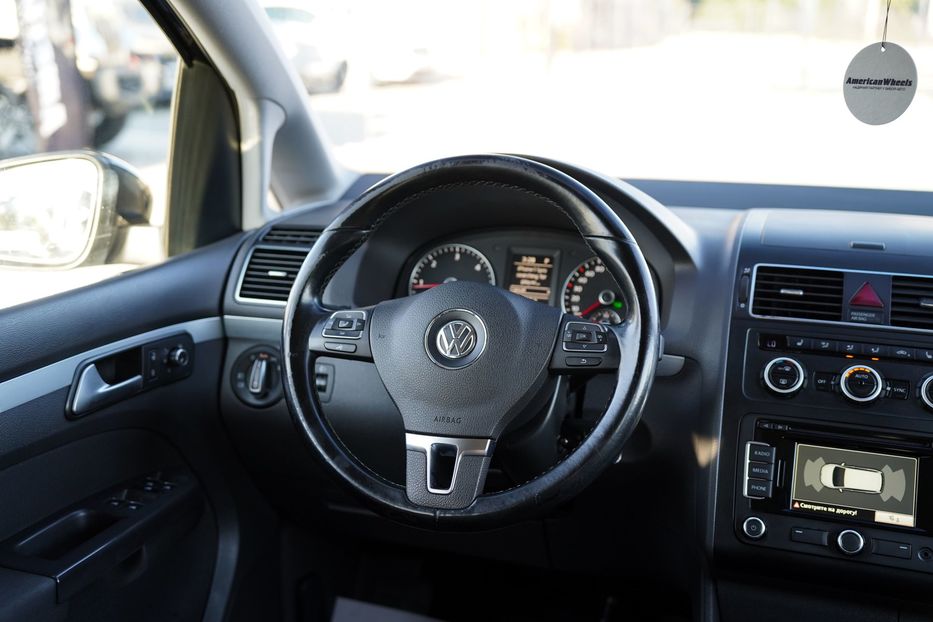 Продам Volkswagen Touran 2015 года в Черновцах