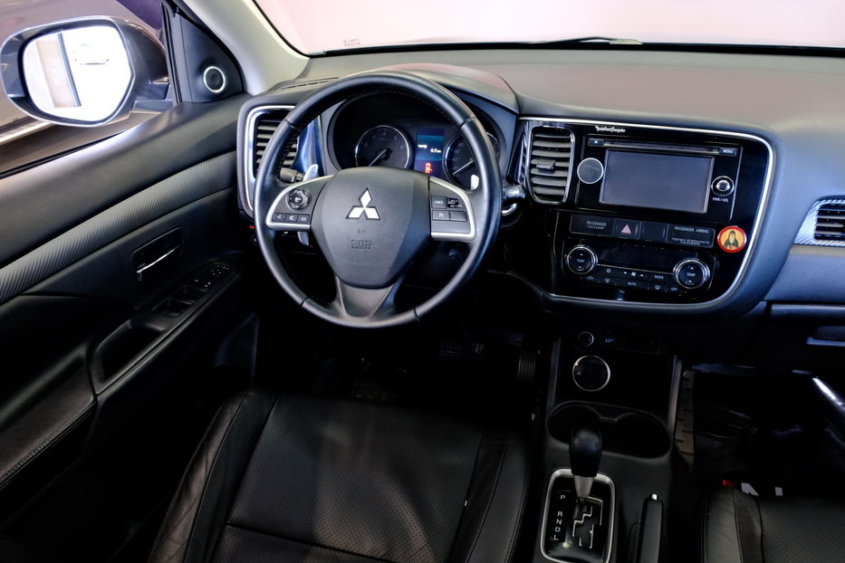 Продам Mitsubishi Outlander 2013 года в Одессе