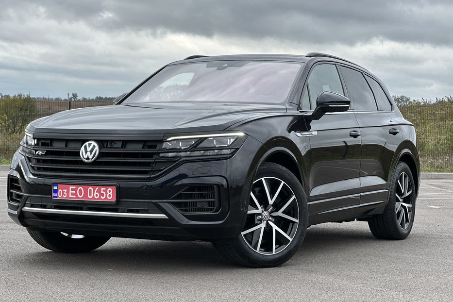 Продам Volkswagen Touareg R-line 4.0 дизель V8 2020 года в Ровно