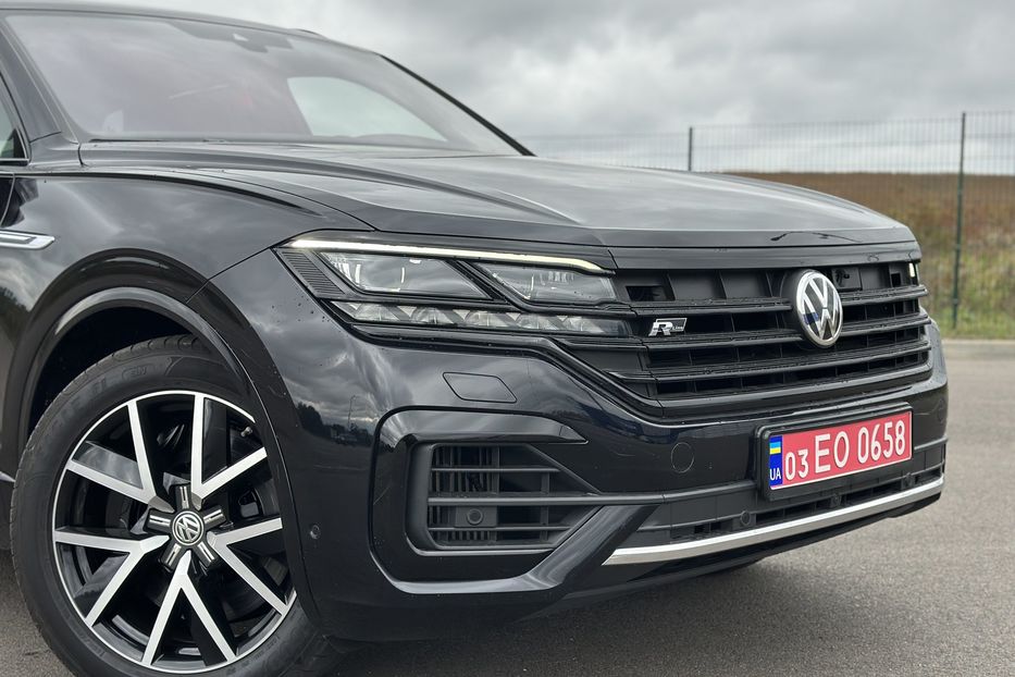 Продам Volkswagen Touareg R-line 4.0 дизель V8 2020 года в Ровно