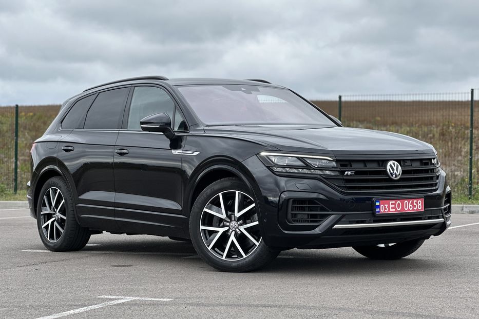 Продам Volkswagen Touareg R-line 4.0 дизель V8 2020 года в Ровно