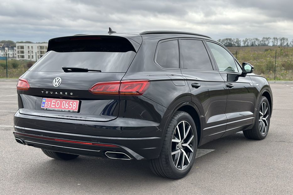 Продам Volkswagen Touareg R-line 4.0 дизель V8 2020 года в Ровно