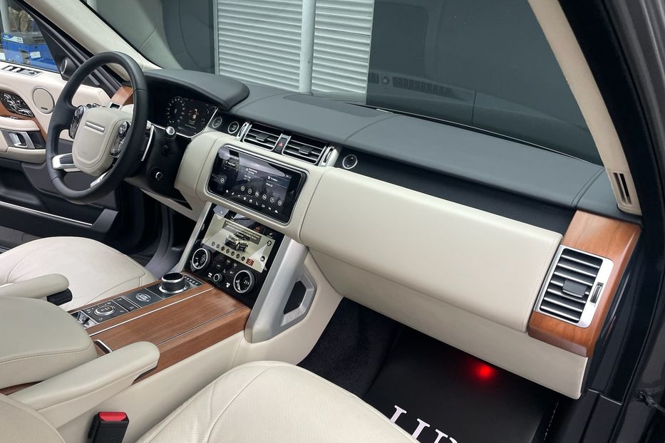 Продам Land Rover Range Rover SDV6 Autobiography 2018 года в Киеве