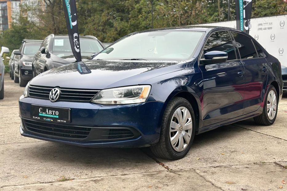 Продам Volkswagen Jetta 2014 года в Черновцах