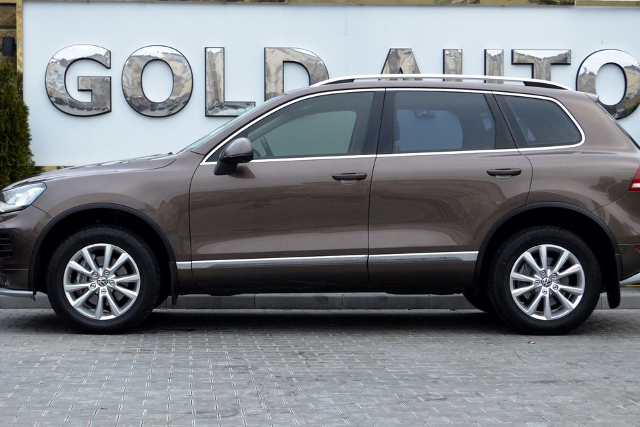 Продам Volkswagen Touareg 2013 года в Одессе