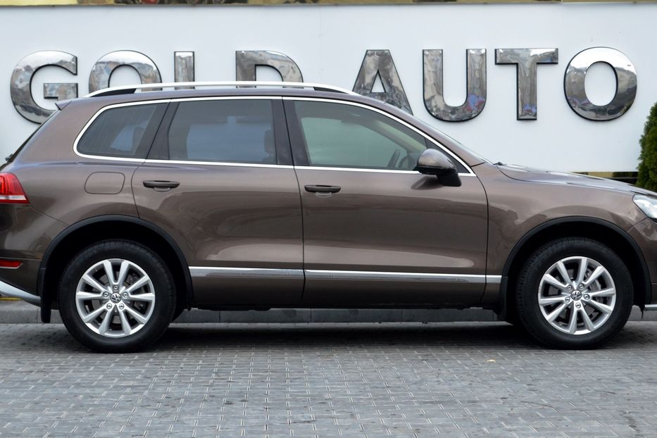 Продам Volkswagen Touareg 2013 года в Одессе