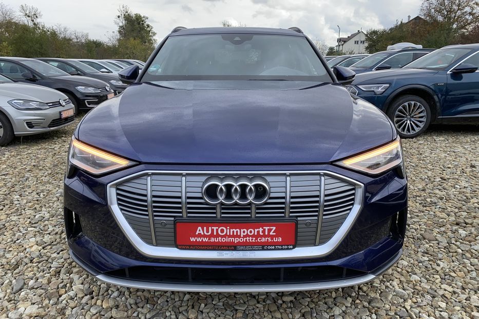 Продам Audi E-Tron 55 95 kWh S-Line Full LED  2020 года в Львове