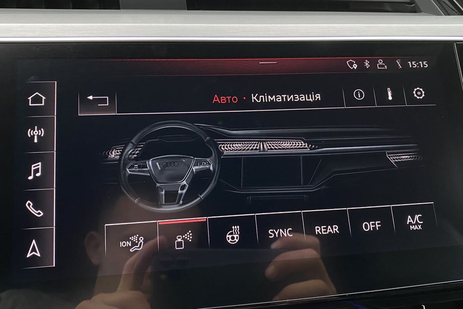 Продам Audi E-Tron 55 95 kWh S-Line Full LED  2020 года в Львове