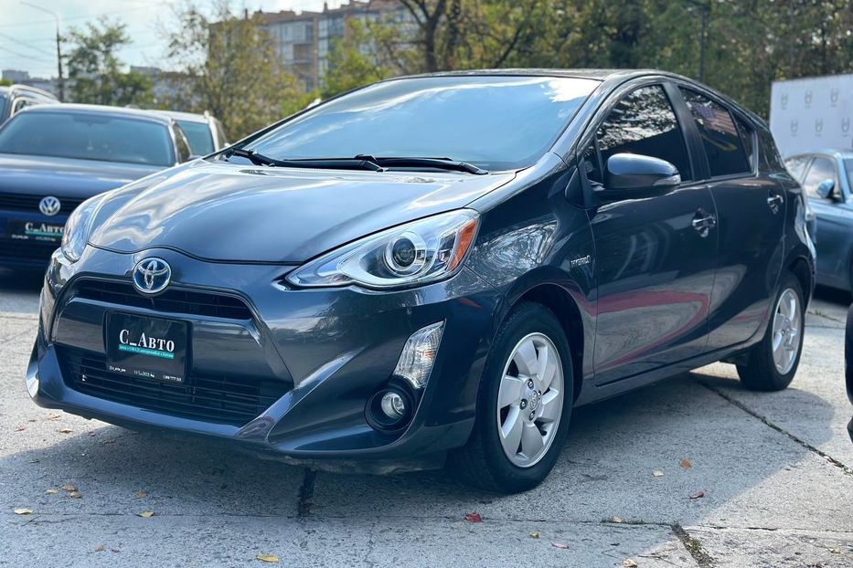 Продам Toyota Prius 2016 года в Черновцах