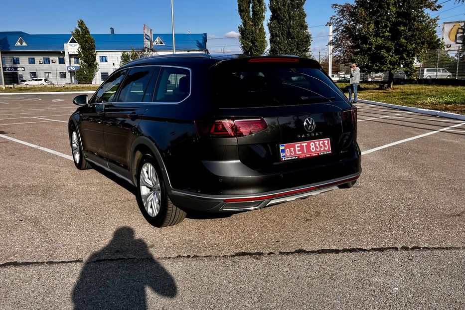 Продам Volkswagen Passat Alltrack 2021 года в Житомире