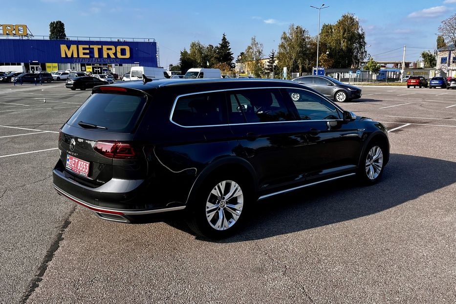 Продам Volkswagen Passat Alltrack 2021 года в Житомире