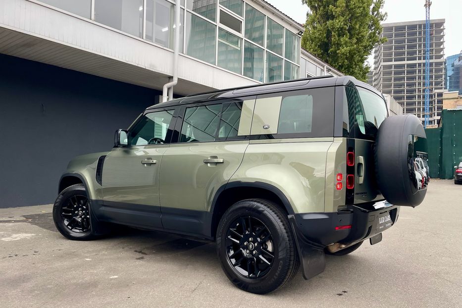 Продам Land Rover Defender 110 D240 SE 2020 года в Киеве