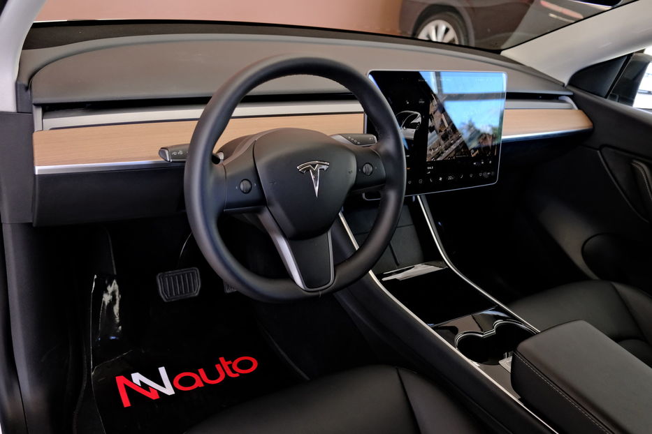 Продам Tesla Model Y 2021 года в Одессе