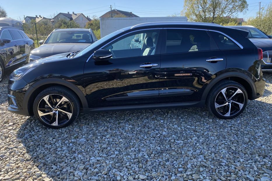 Продам Kia Niro 64 kWh Максимальнакомплектація 2019 года в Львове