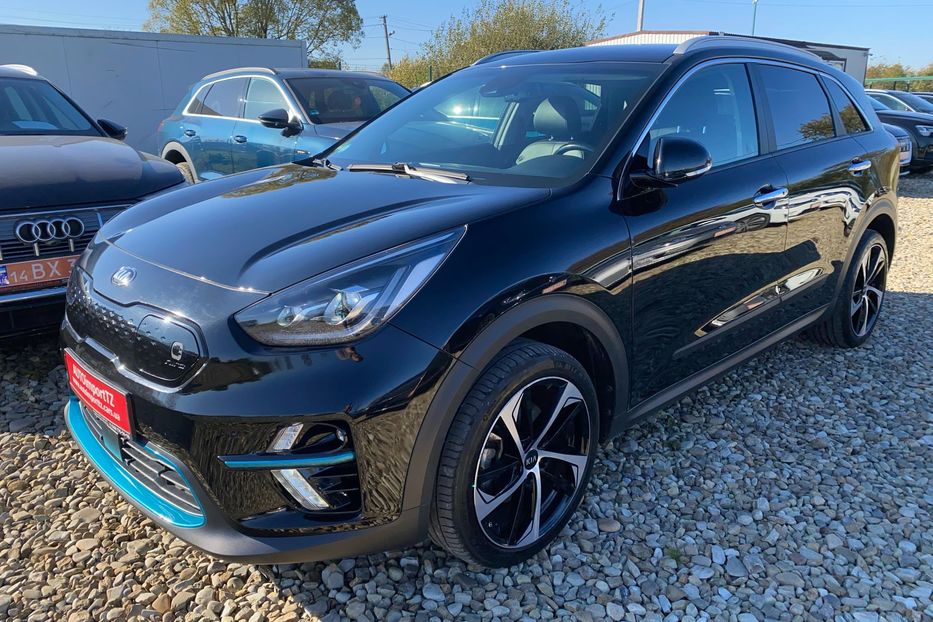 Продам Kia Niro 64 kWh Максимальнакомплектація 2019 года в Львове