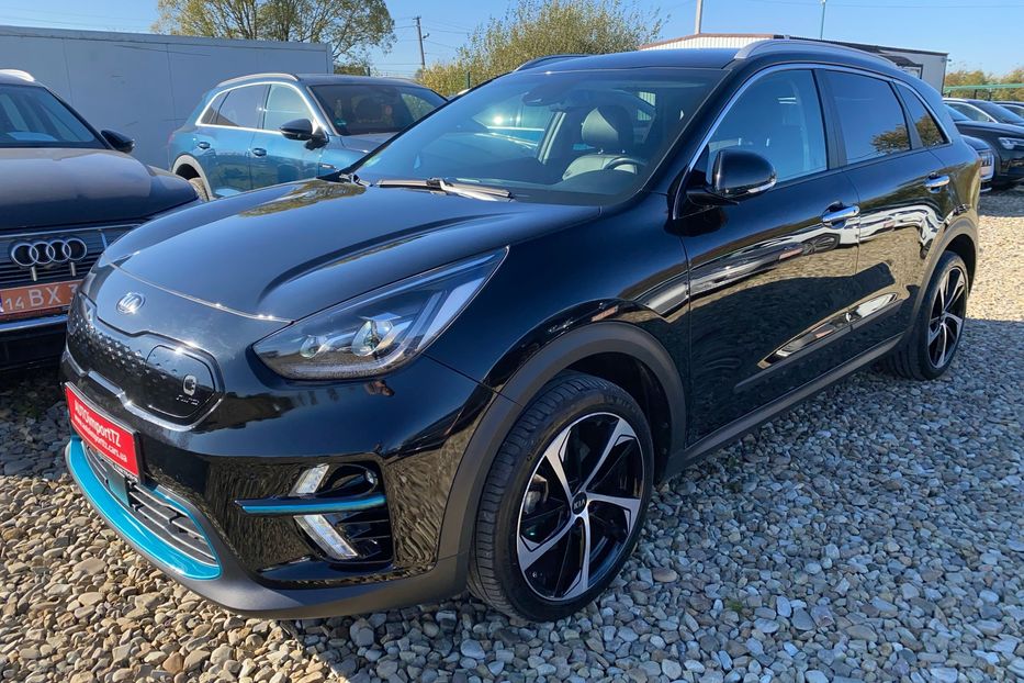 Продам Kia Niro 64 kWh Максимальнакомплектація 2019 года в Львове