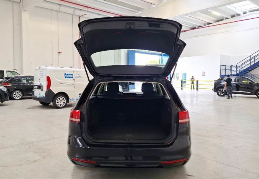 Продам Volkswagen Passat B8 2018 года в Житомире