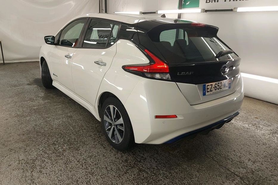 Продам Nissan Leaf 40 KW/H,запас 280 км 2018 года в Житомире