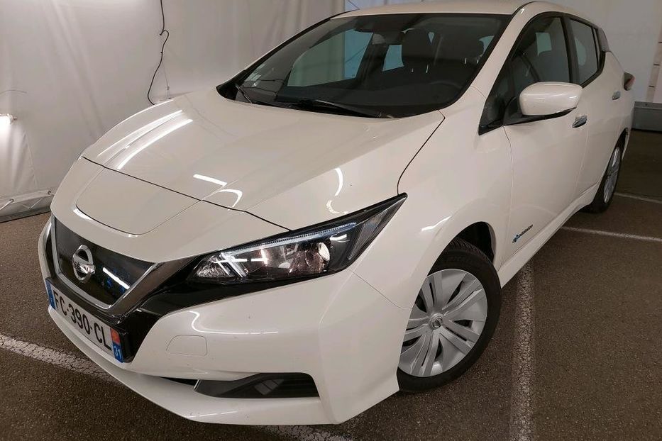 Продам Nissan Leaf 40 KW/H,запас 280 км 2018 года в Житомире