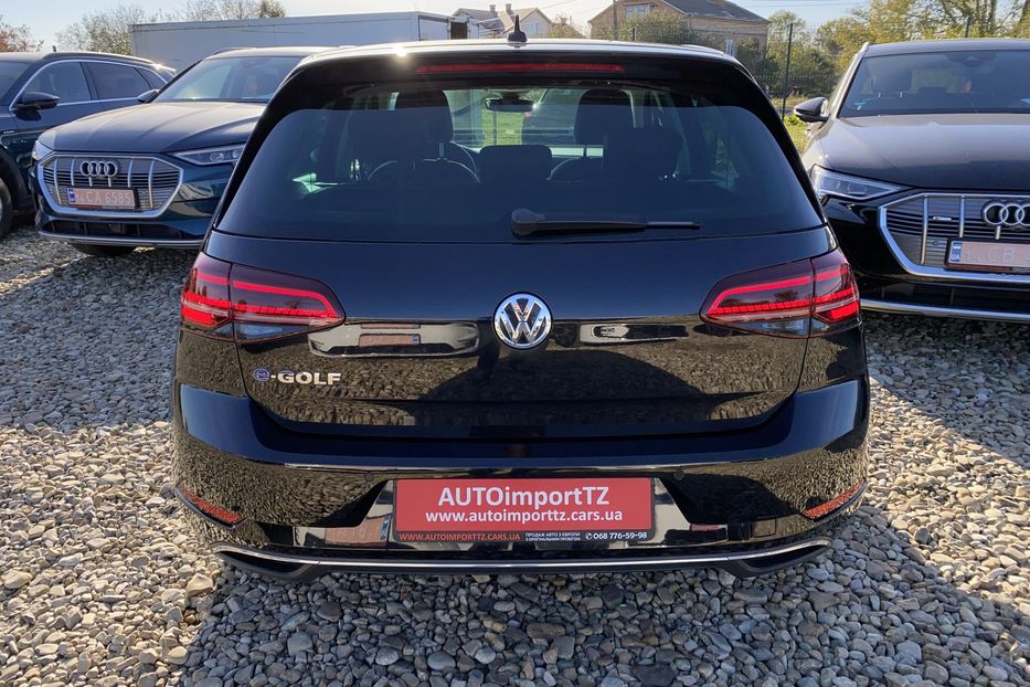 Продам Volkswagen e-Golf Максимальна комплектація 2019 года в Львове