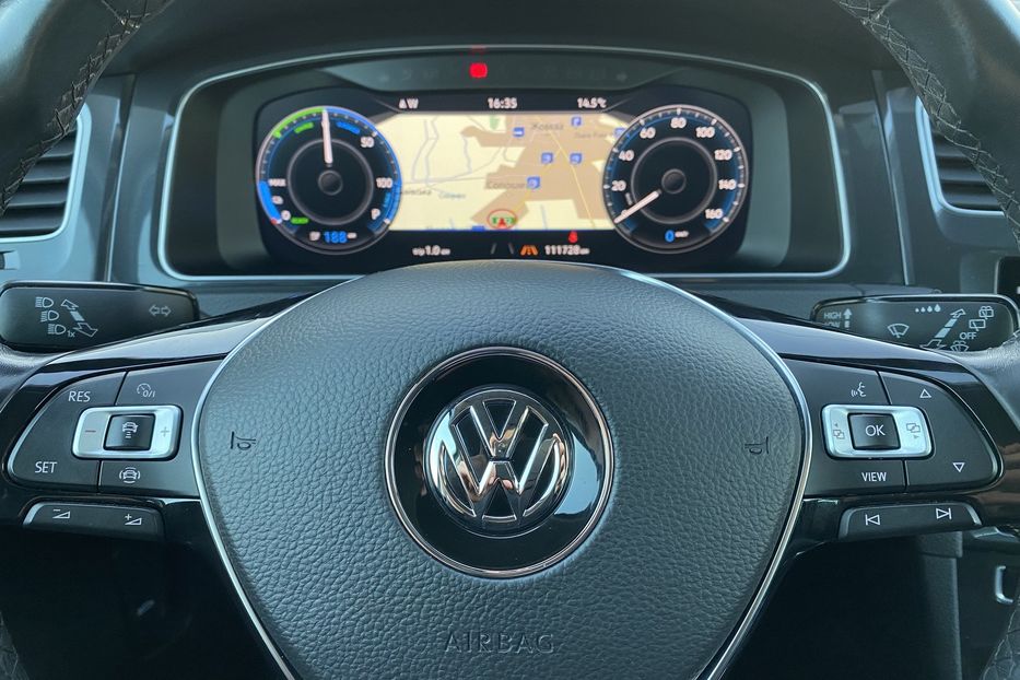 Продам Volkswagen e-Golf Максимальна комплектація 2019 года в Львове