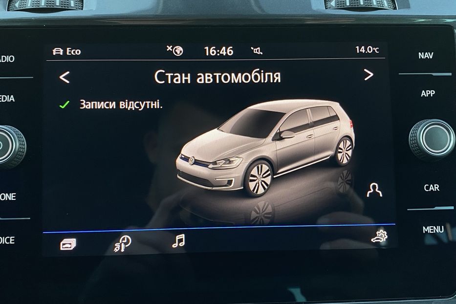 Продам Volkswagen e-Golf Максимальна комплектація 2019 года в Львове