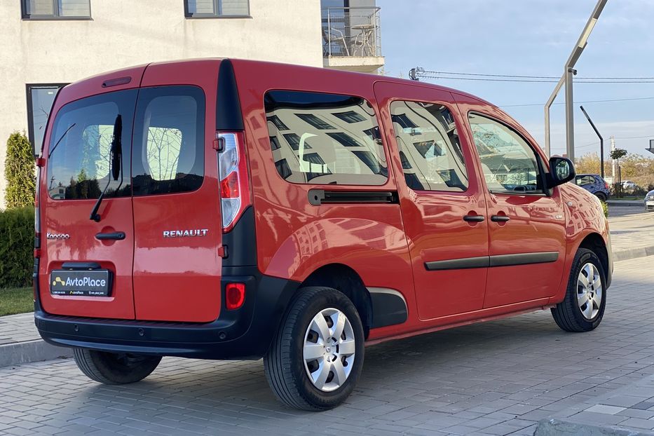 Продам Renault Kangoo пасс. MAXI 2019 года в Луцке