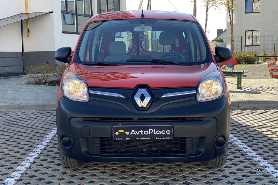 Продам Renault Kangoo пасс. MAXI 2019 года в Луцке