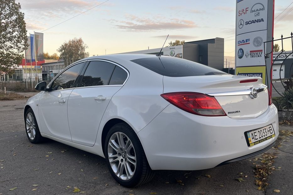 Продам Opel Insignia 1,8 2011 года в Николаеве