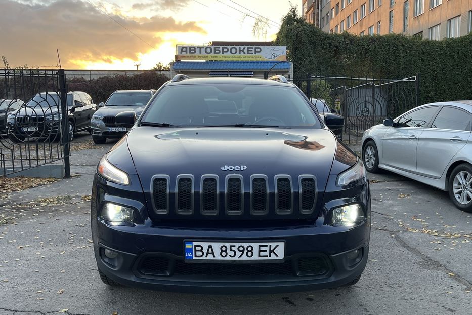 Продам Jeep Cherokee 4x4 Full 2015 года в Николаеве