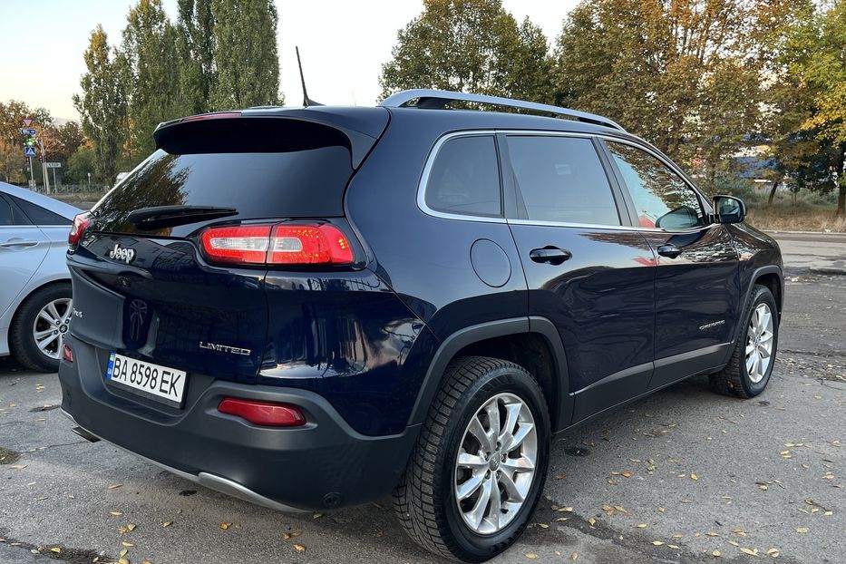 Продам Jeep Cherokee 4x4 Full 2015 года в Николаеве