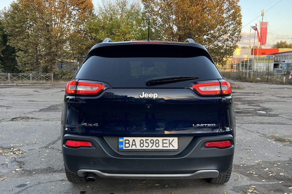 Продам Jeep Cherokee 4x4 Full 2015 года в Николаеве