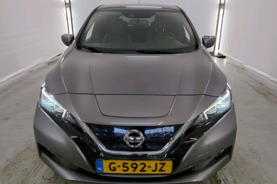 Продам Nissan Leaf Tekna Bose 40KwH 90%SOH v5700 2019 года в Луцке