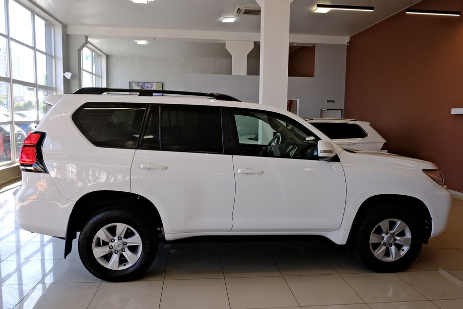 Продам Toyota Land Cruiser Prado 2020 года в Одессе