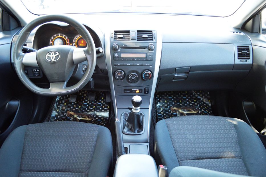 Продам Toyota Corolla 2011 года в Одессе