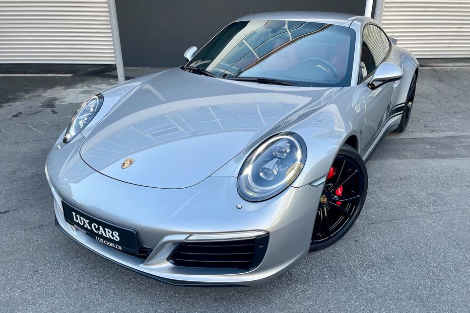 Продам Porsche 911 Carrera 4 991.2 2018 года в Киеве