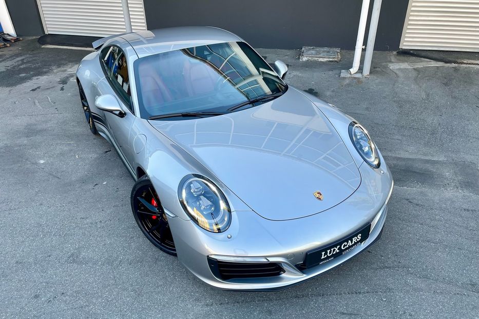 Продам Porsche 911 Carrera 4 991.2 2018 года в Киеве