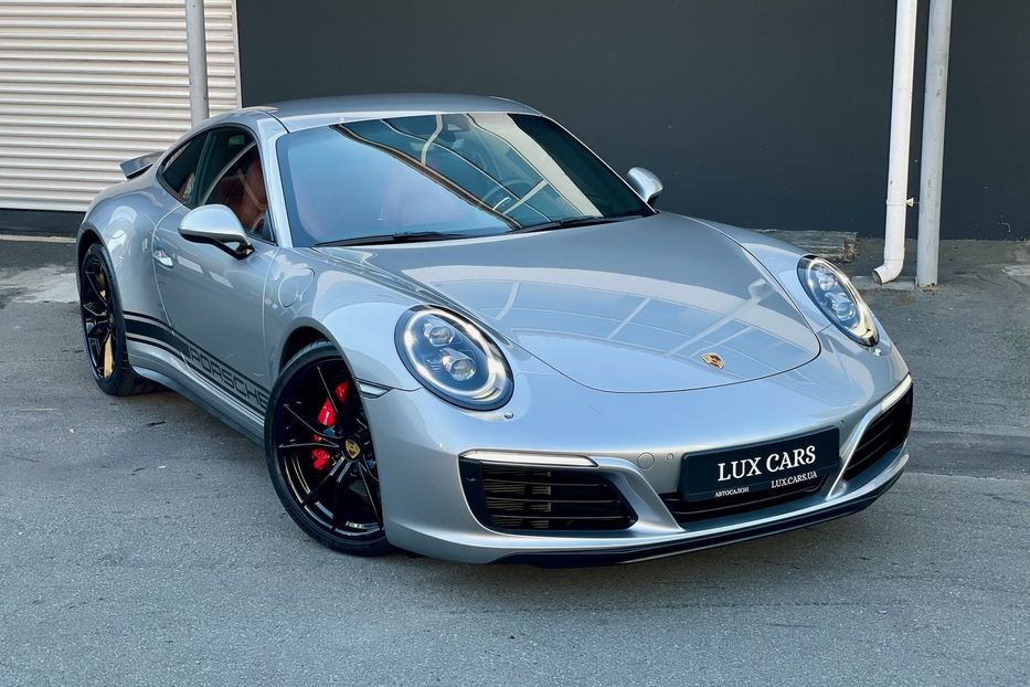 Продам Porsche 911 Carrera 4 991.2 2018 года в Киеве