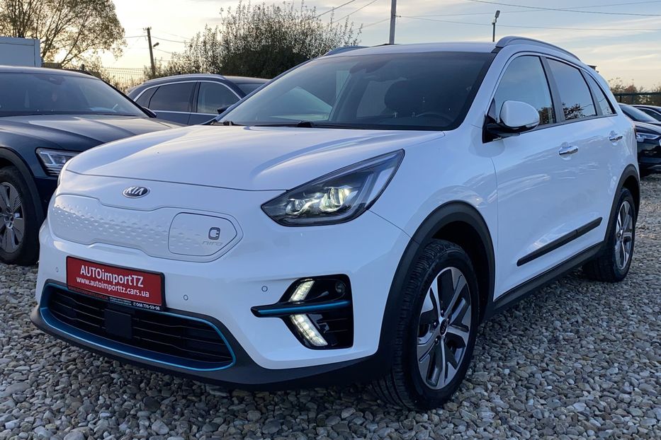 Продам Kia Niro 64 kWh Комплектація Prestige! 2020 года в Львове