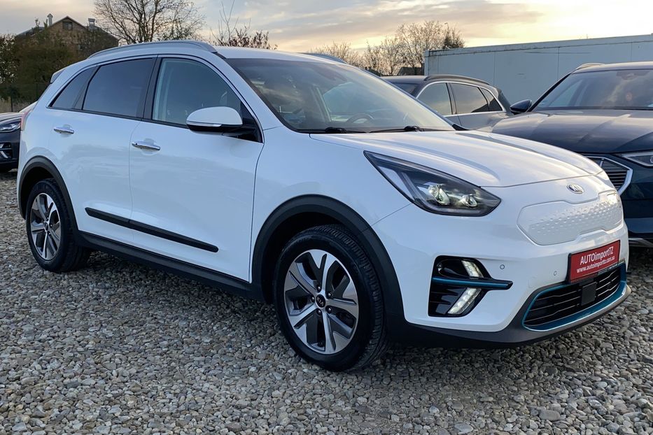 Продам Kia Niro 64 kWh Комплектація Prestige! 2020 года в Львове