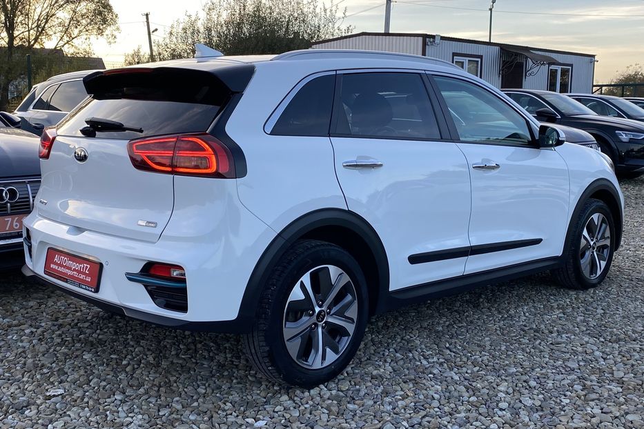 Продам Kia Niro 64 kWh Комплектація Prestige! 2020 года в Львове