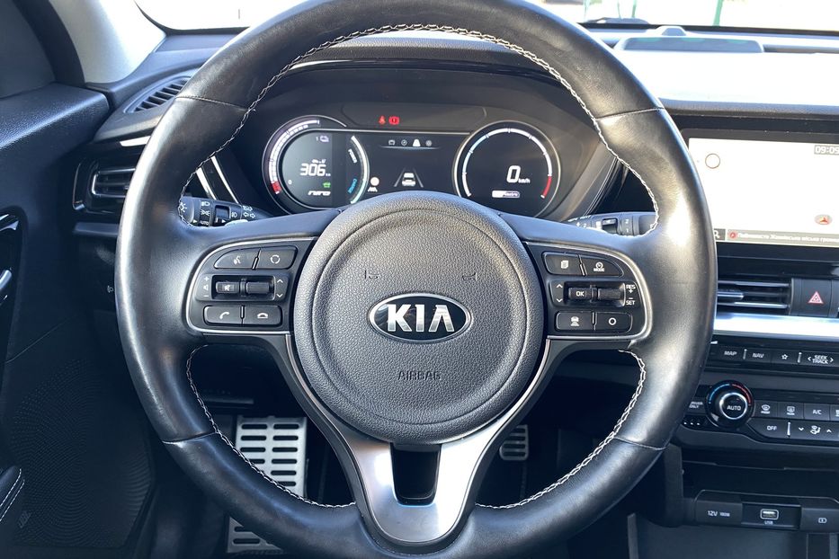 Продам Kia Niro 64 kWh Комплектація Prestige! 2020 года в Львове