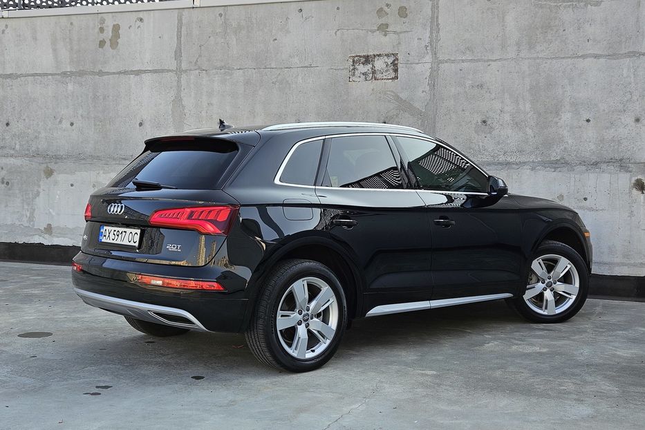 Продам Audi Q5 PREMIUM PLUS 2018 года в Киеве