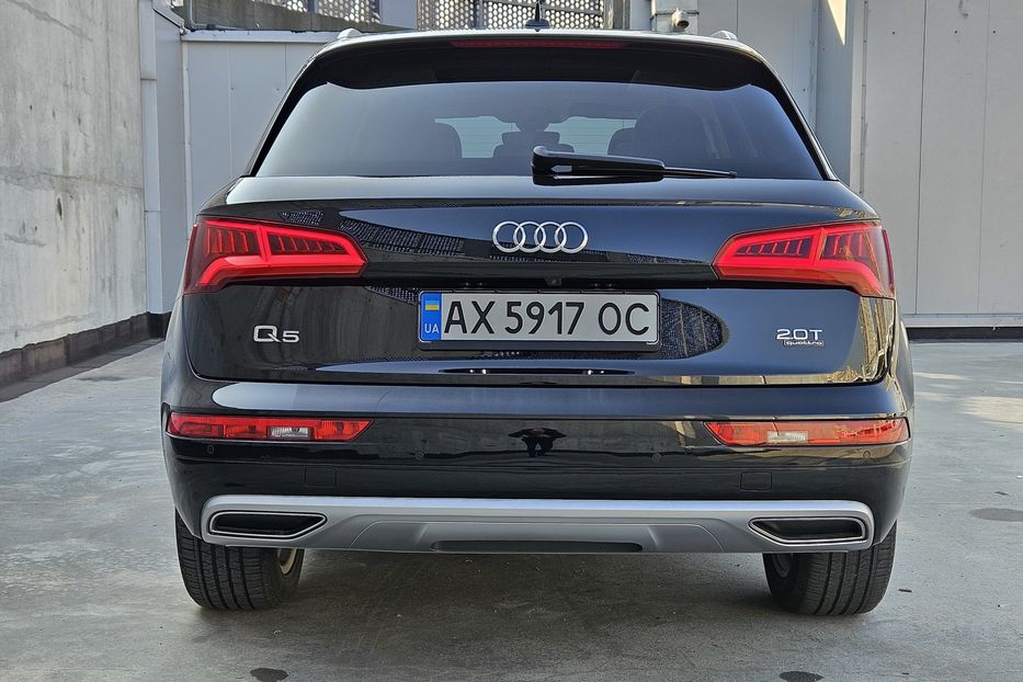 Продам Audi Q5 PREMIUM PLUS 2018 года в Киеве