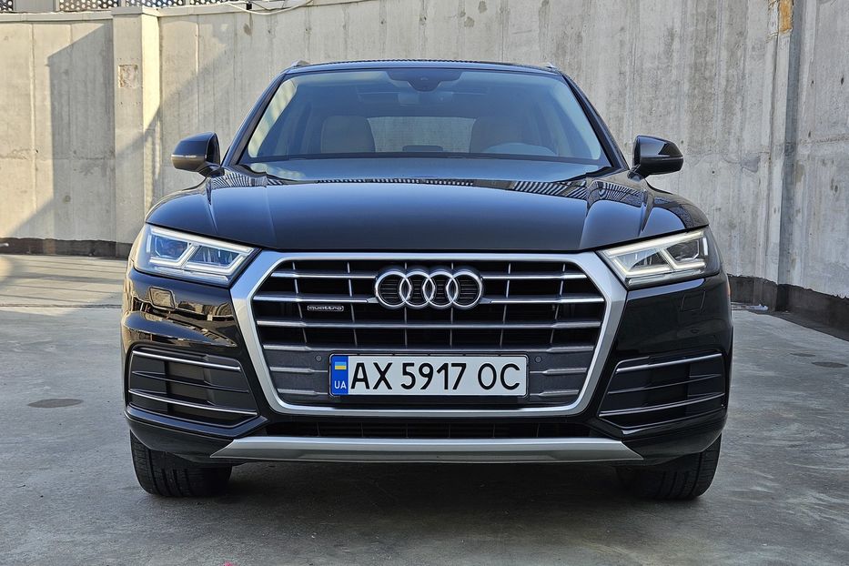 Продам Audi Q5 PREMIUM PLUS 2018 года в Киеве