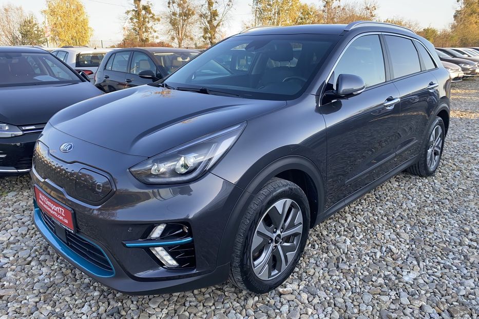 Продам Kia Niro 64kWh Комплектація Prestige 2019 года в Львове